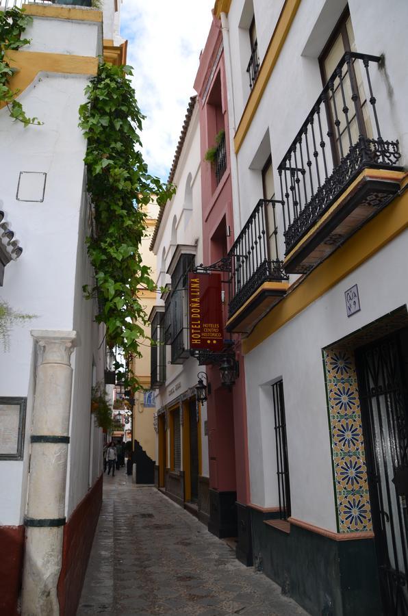 Hotel Dona Lina Sevilla Bagian luar foto